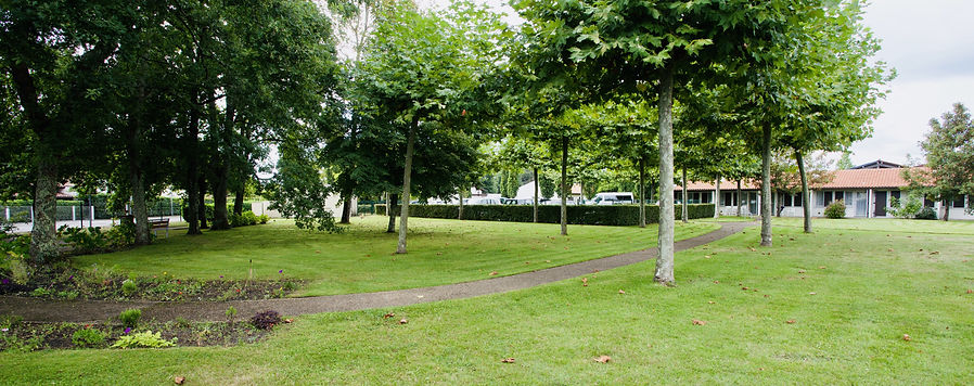 parc ehpad parentis en born