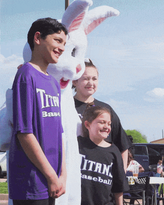 Hoppening small gif 2025.gif