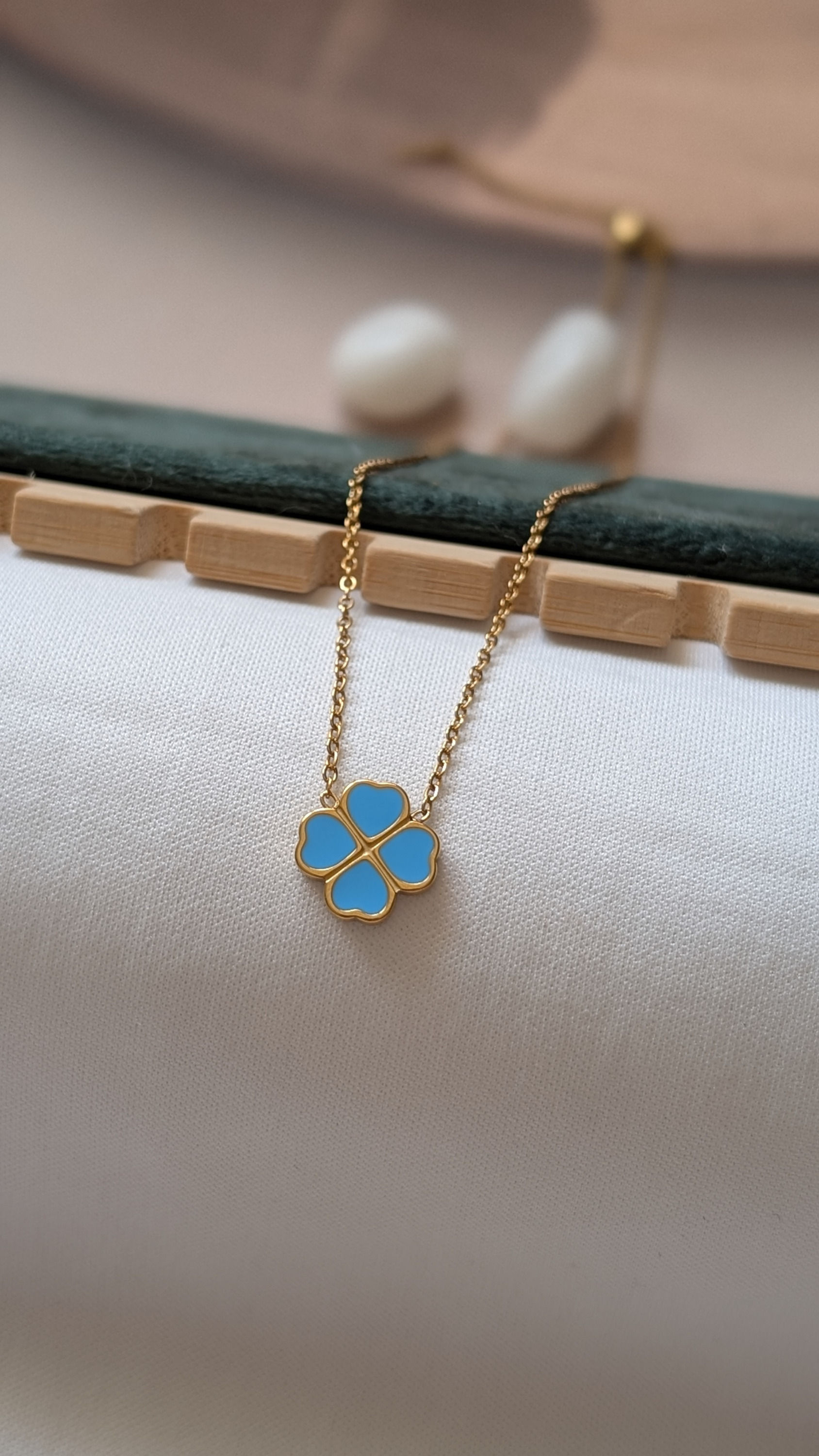 Clover Flower Pendant Chain