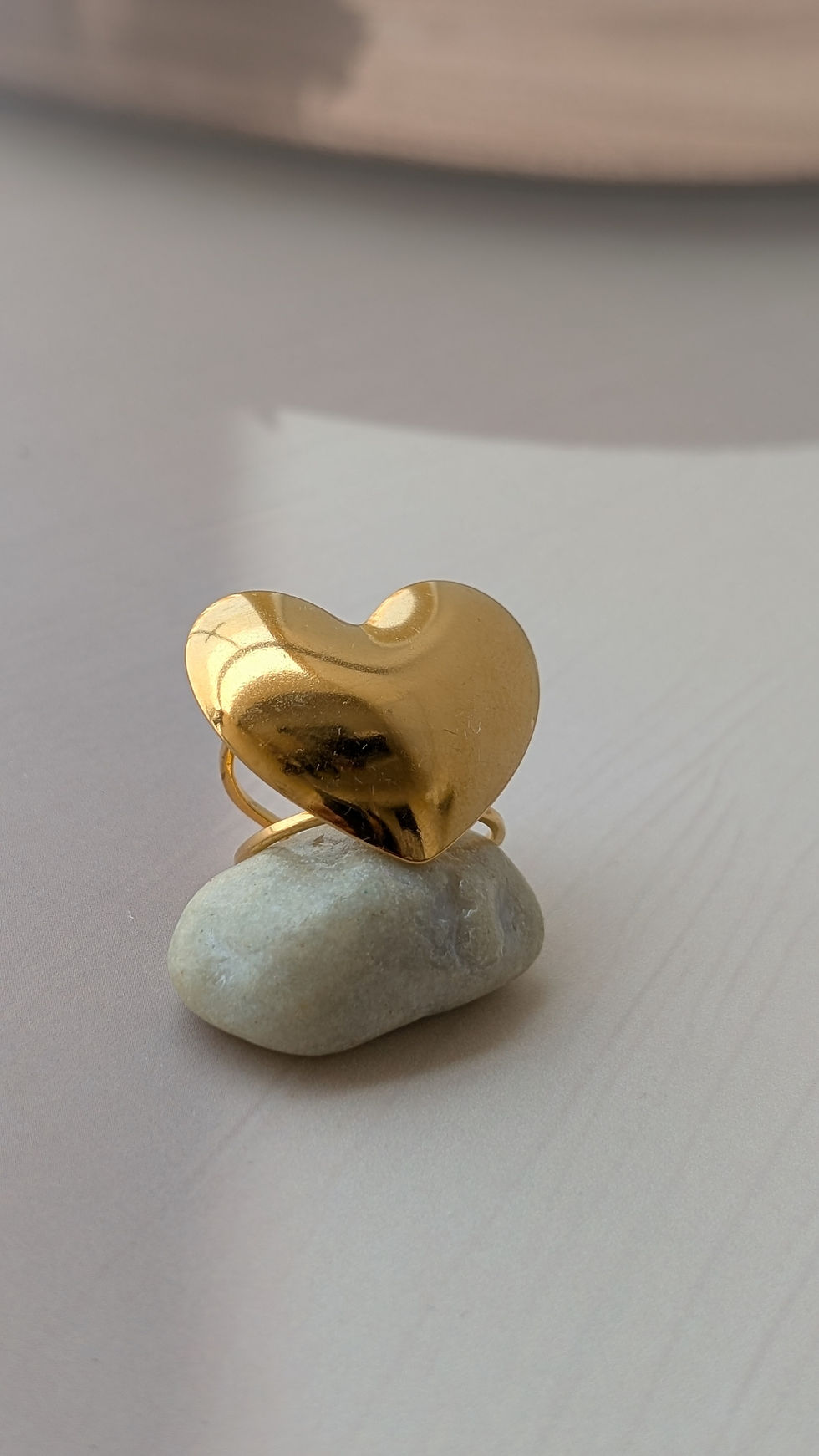Thumbnail: Minimal Heart Statement Ring