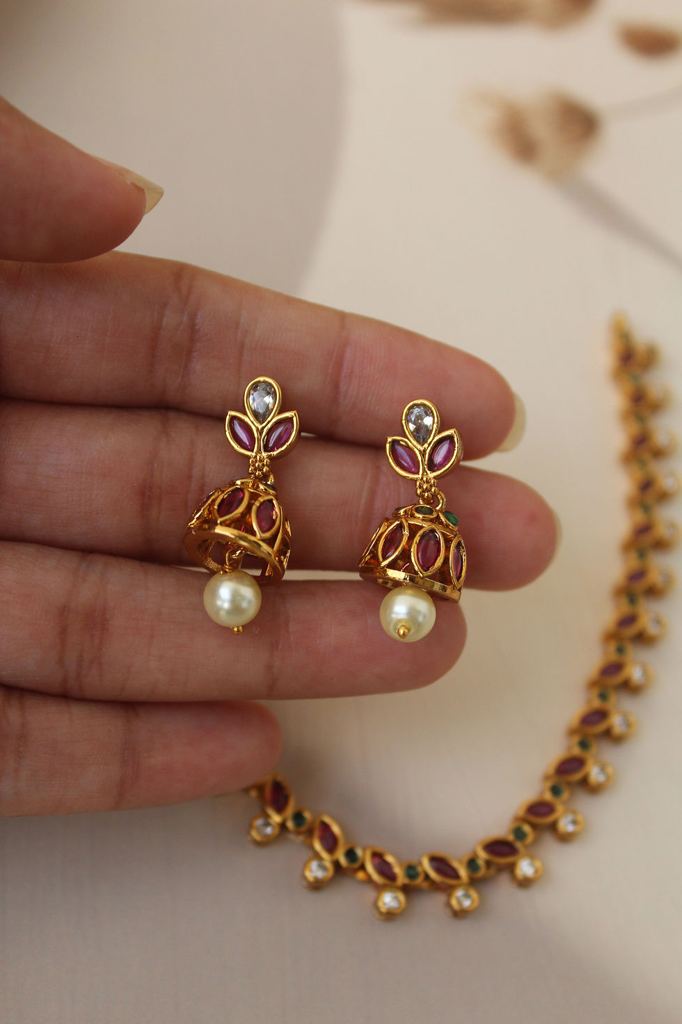 Thumbnail: Kemp Petal Stone Necklace Set