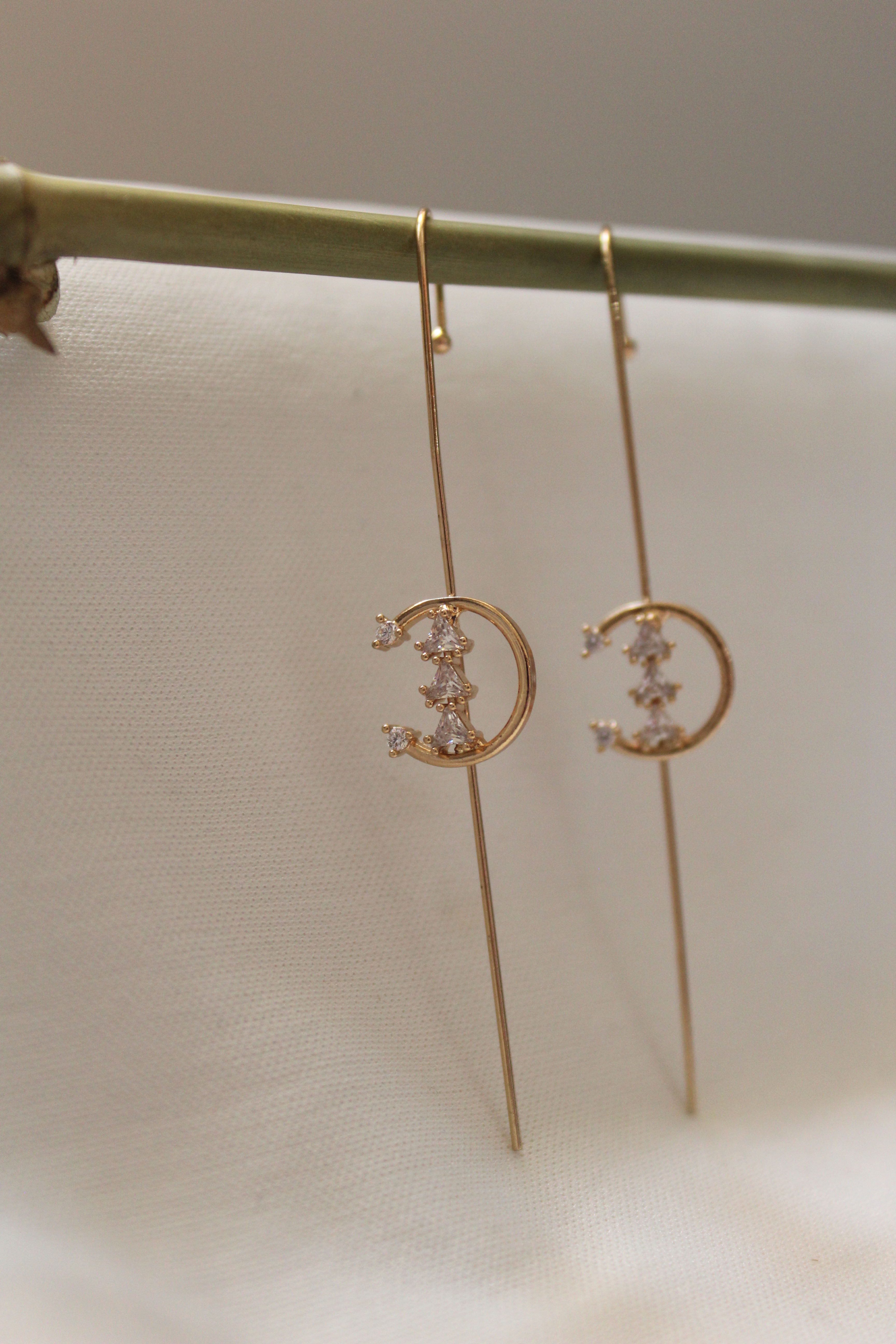 Celestial Moon Needle Ear Cuff