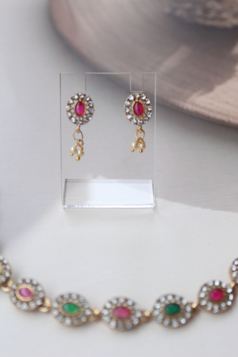 Thumbnail: Floral Link Stone Necklace Set