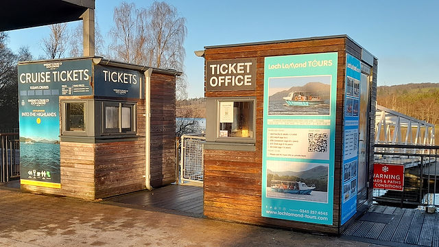 Boat Tour ticket booth near Appletree Cottage loch lomond