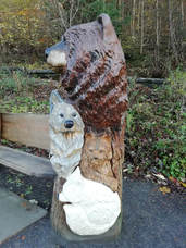 Carved bench wallace way. wallace monument stirling