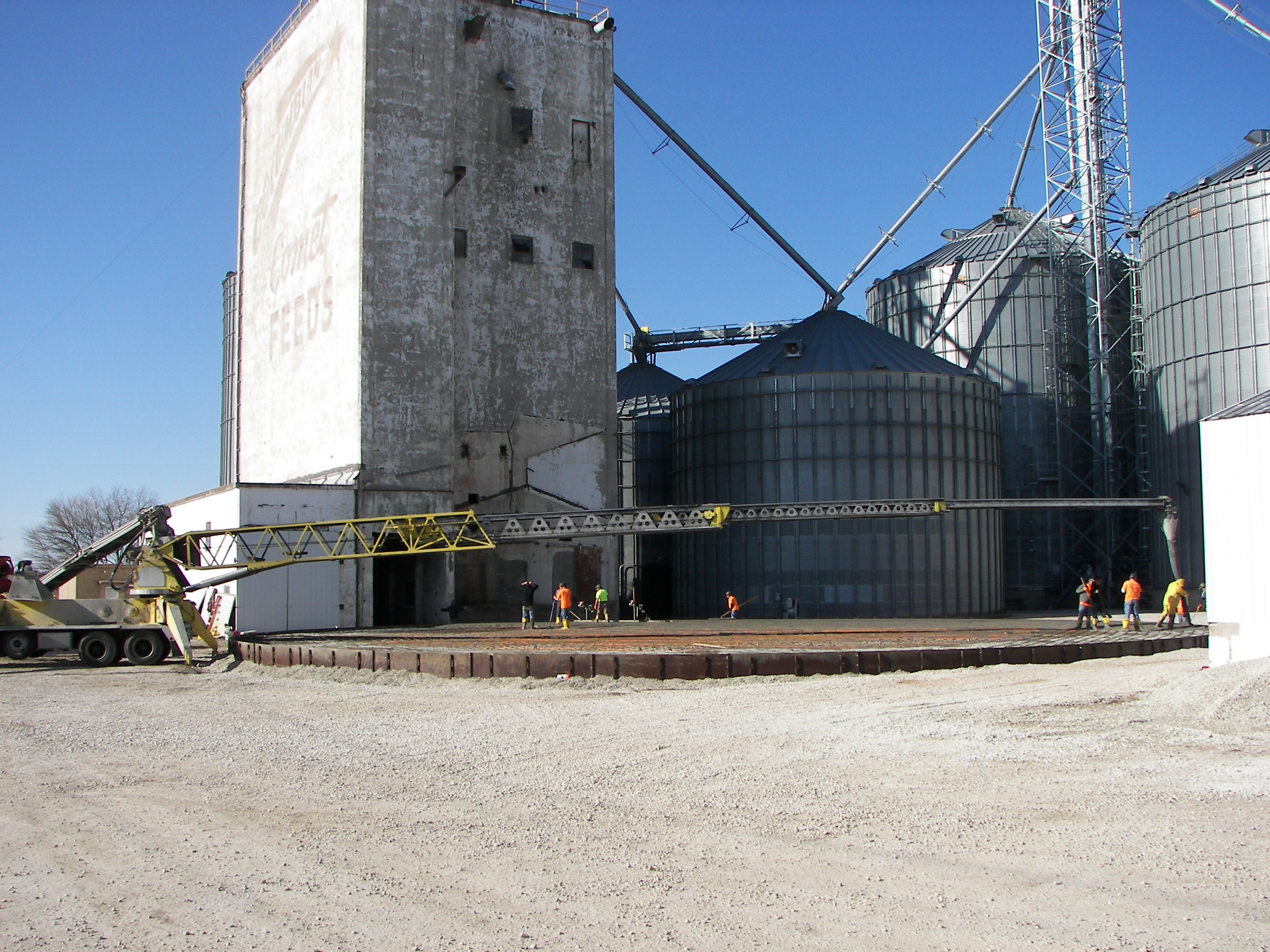 Services Vern's Farm Supply