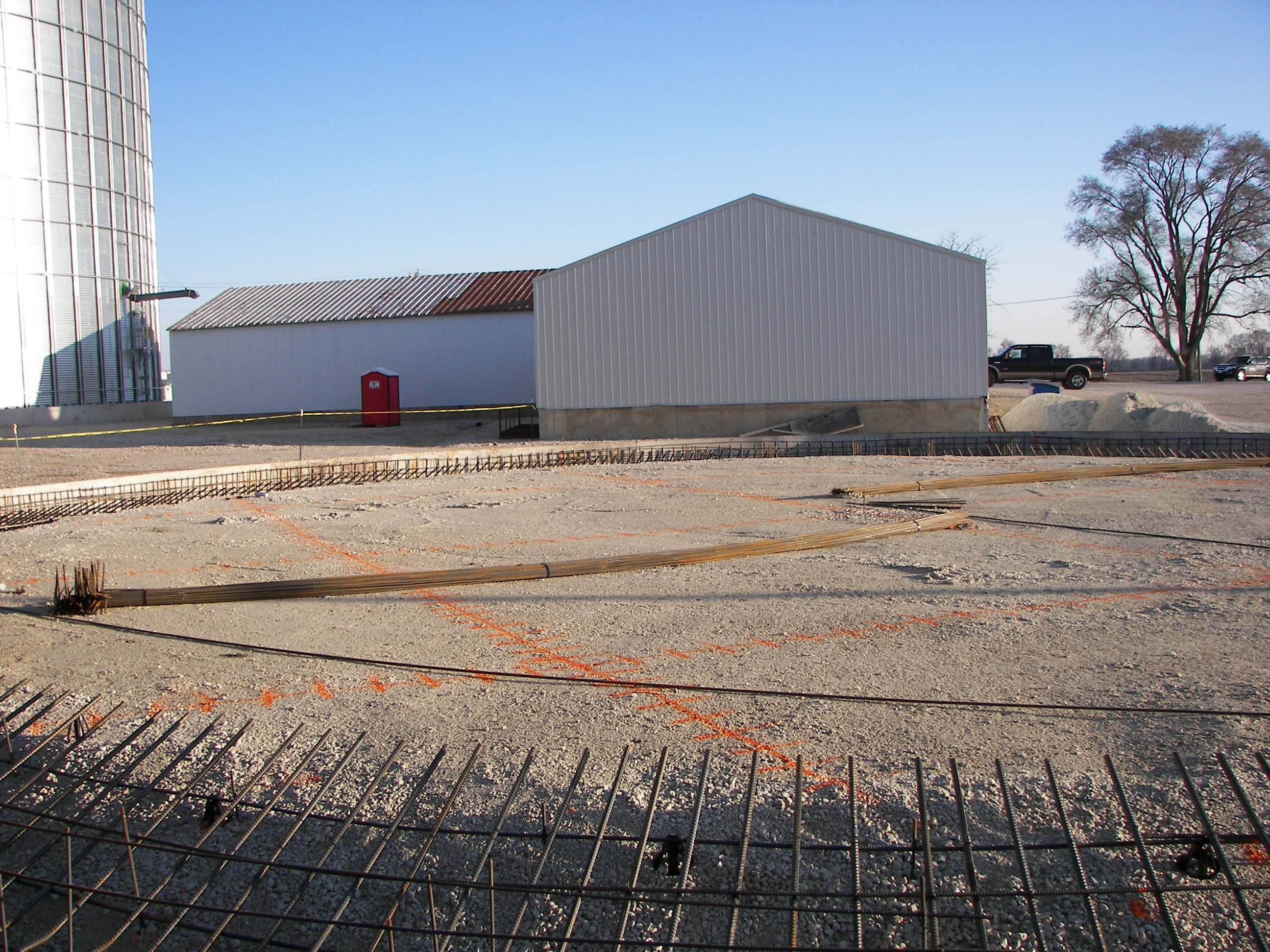 Services Vern's Farm Supply