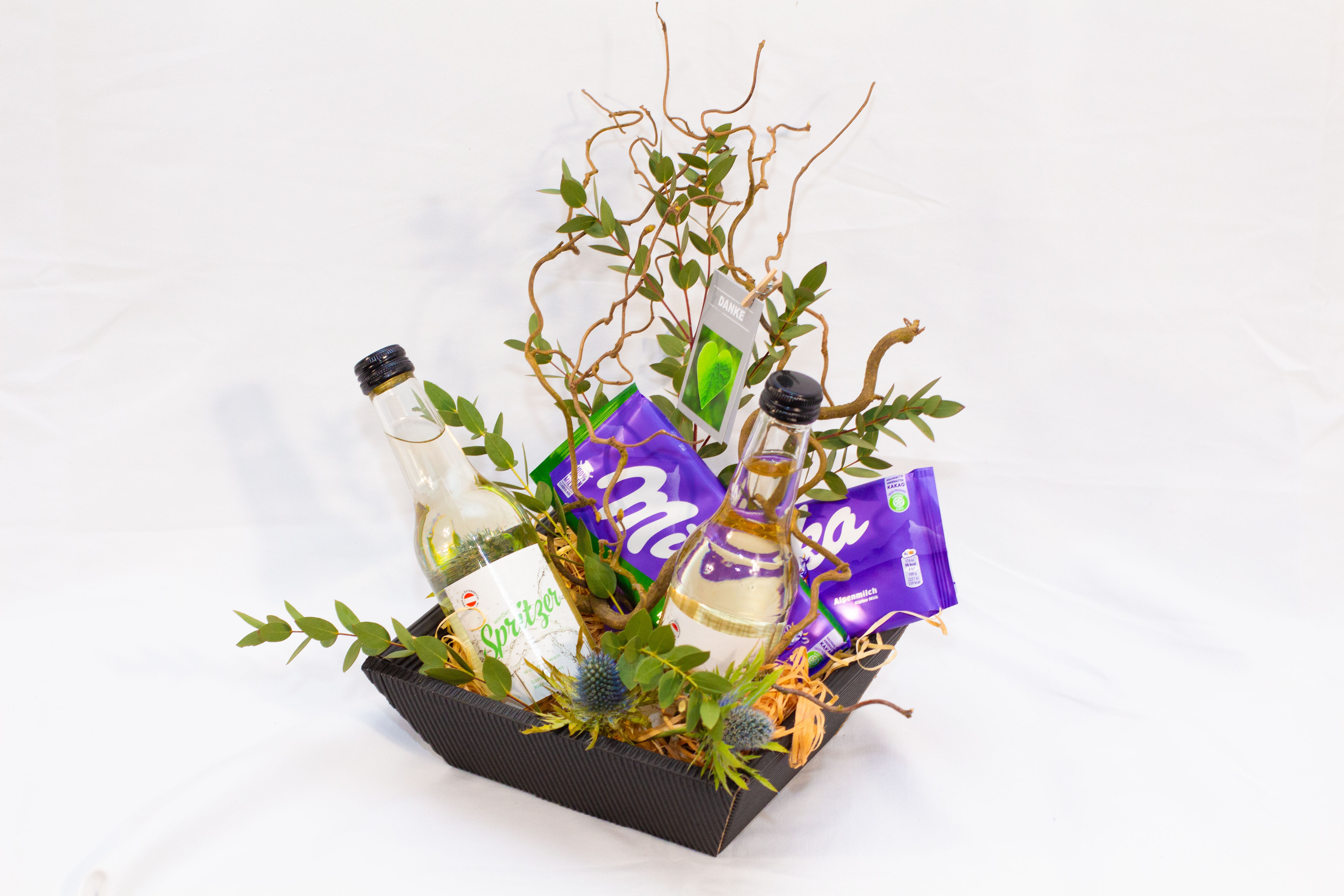 Geschenkkorb "Sweet Happiness"