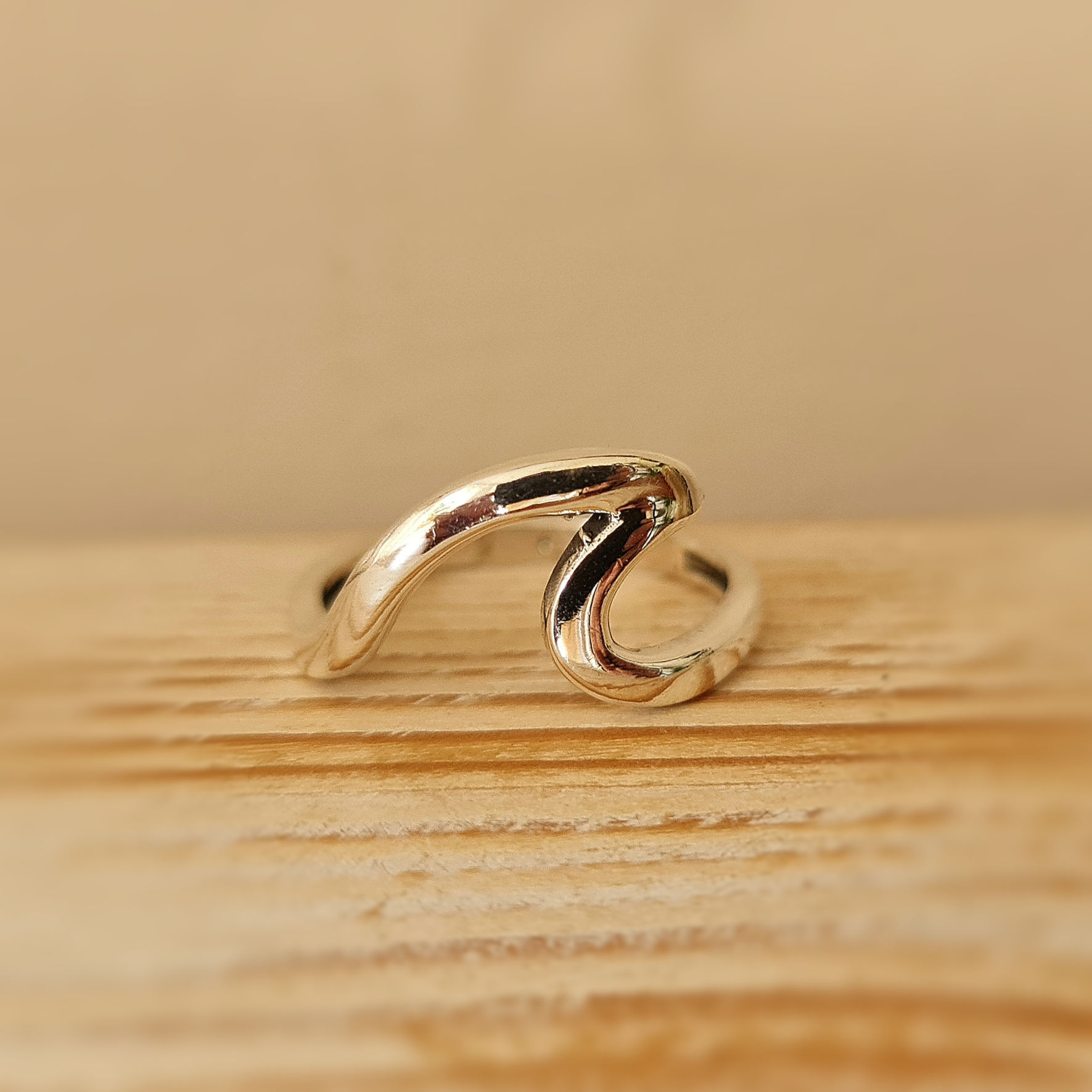 Anillo Ola