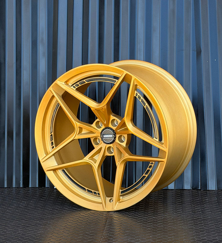 brushed gold with satin clear coat custom forged wheel for Ferrari