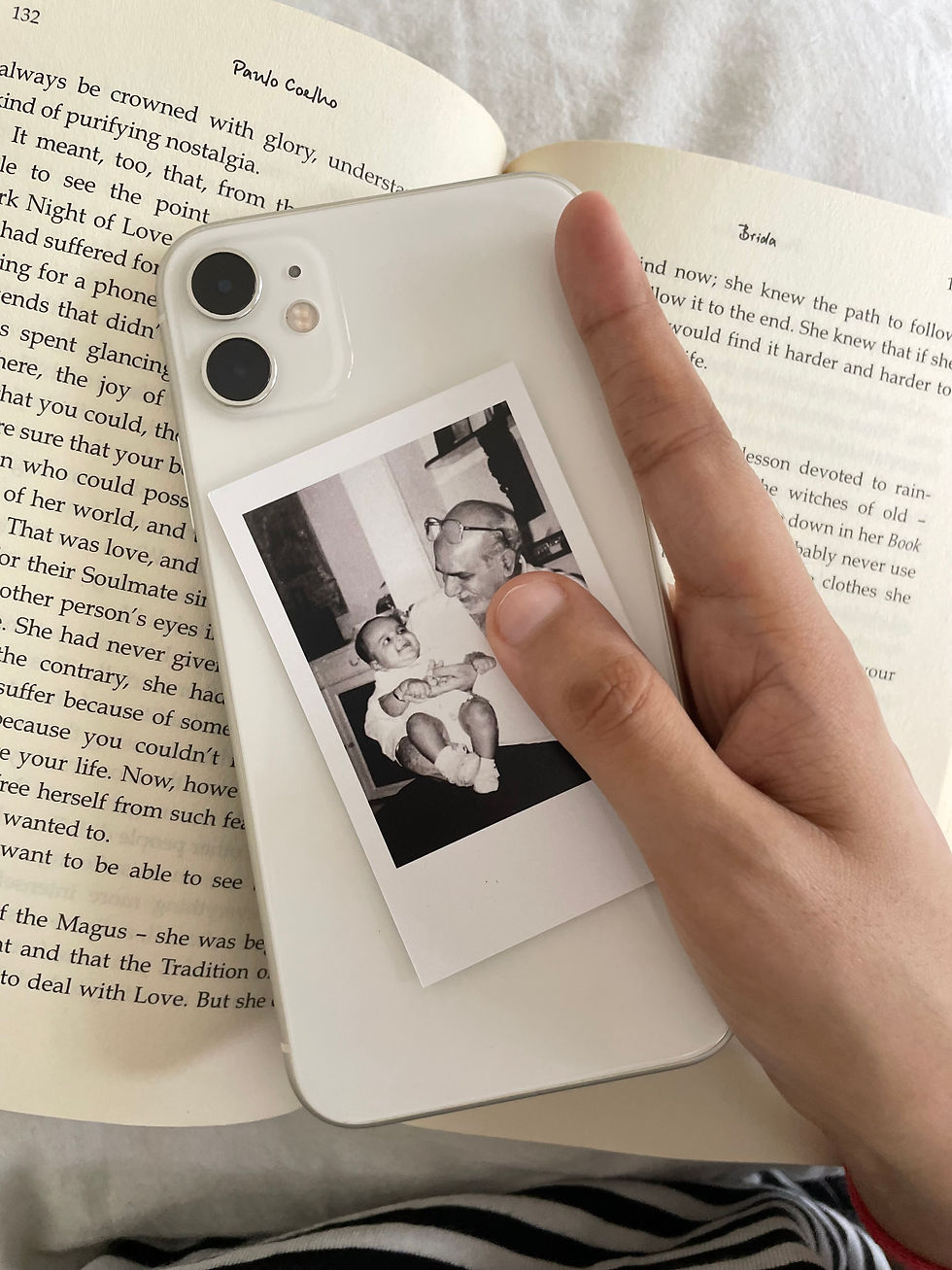 Thumbnail: Non Magnetic Polaroids