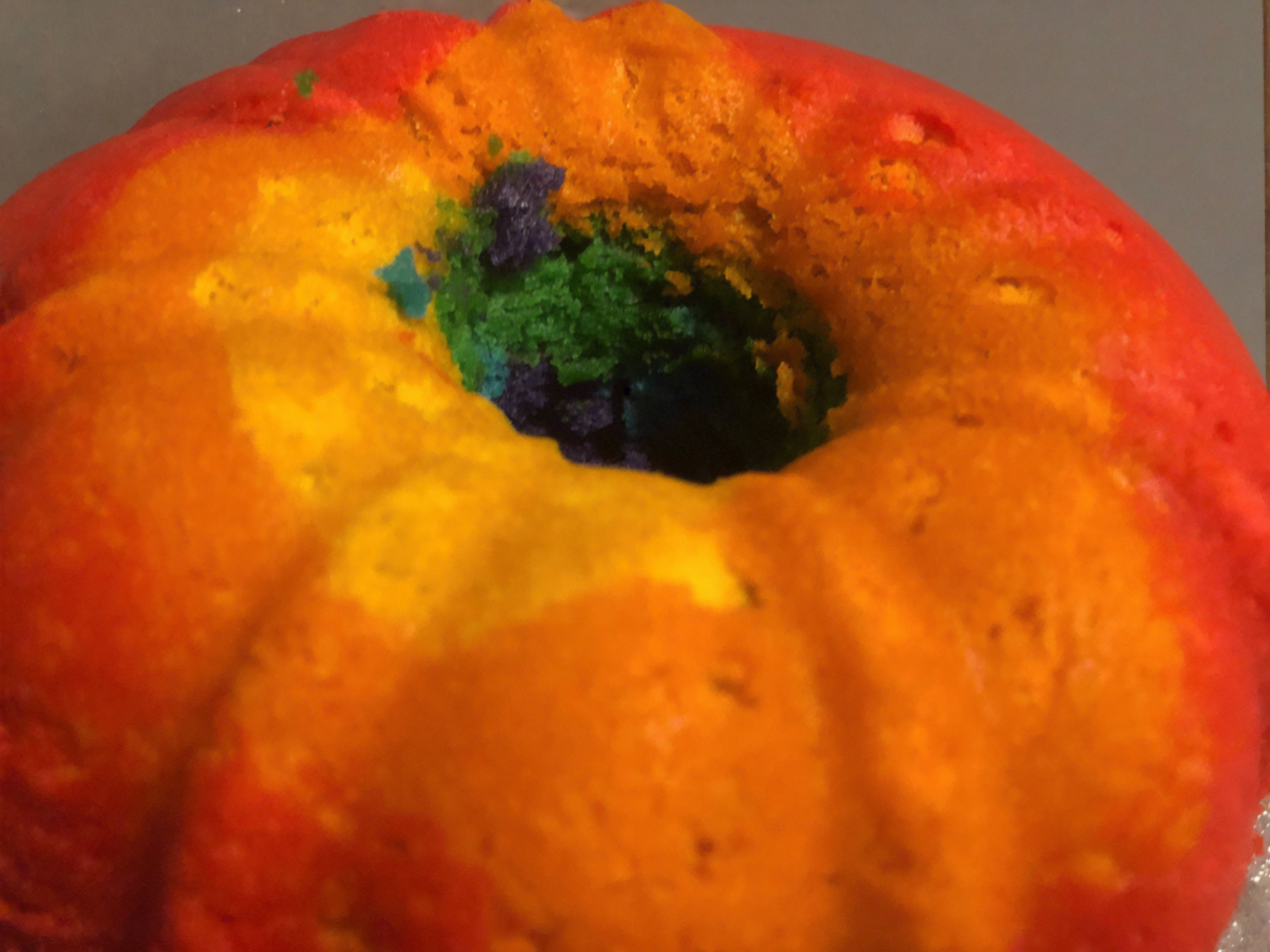Brillantina Cake- Rainbow Cake for Pride