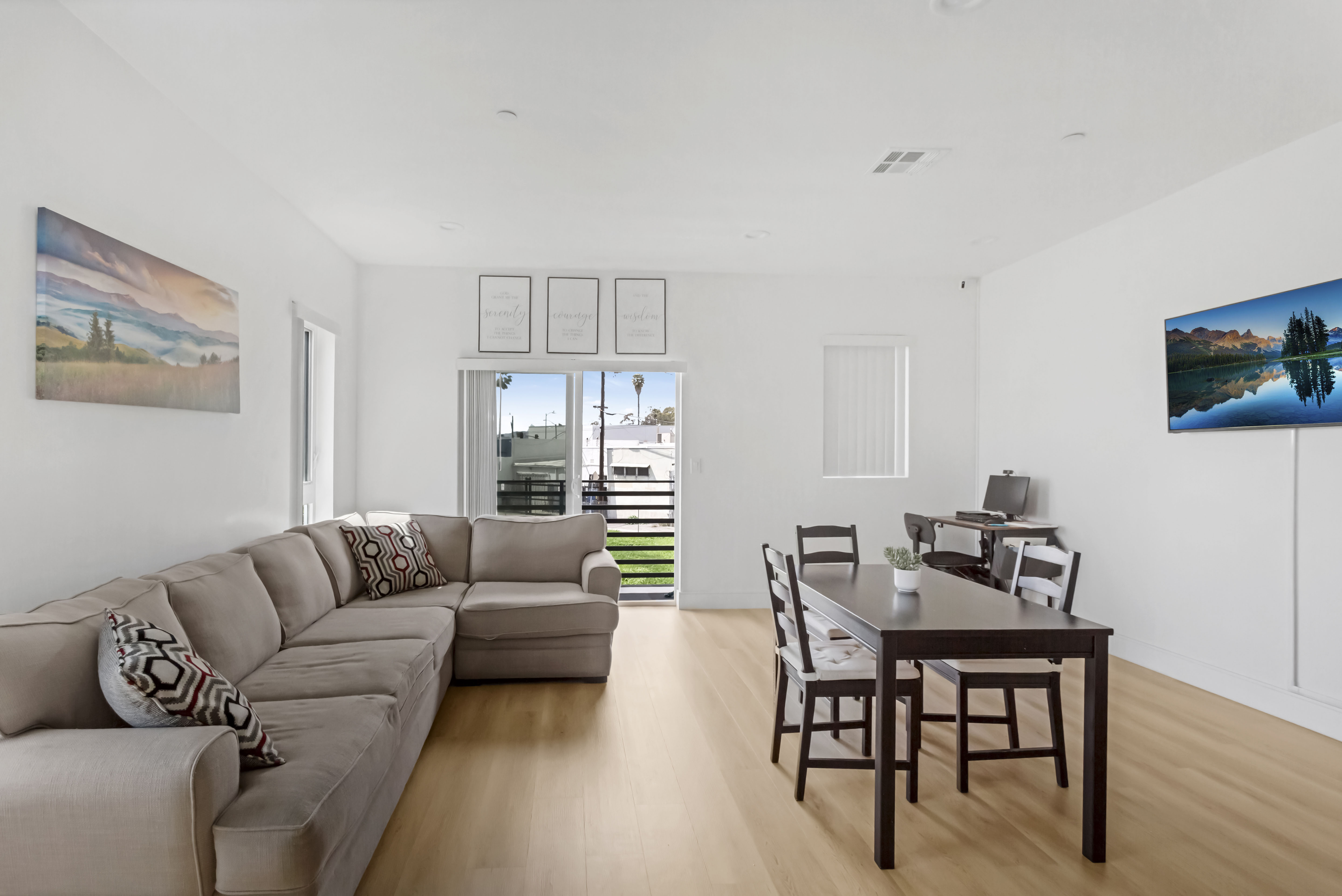 Residents building routine and community through rules and structure in a sober living home environment