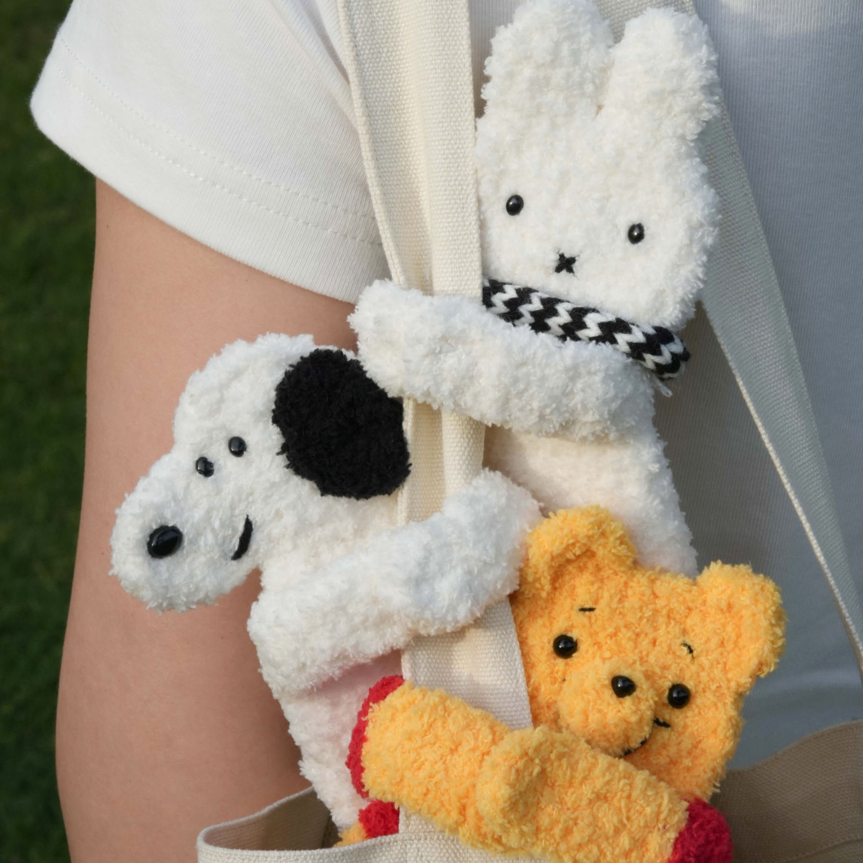 Crochet handmade cuddly airpod case