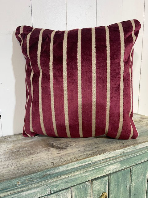 Thumbnail: Art Deco Inspired Velvet Scatter Cushion