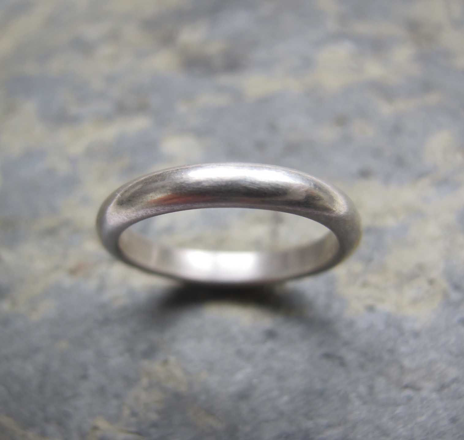 mens simple silver wedding ring