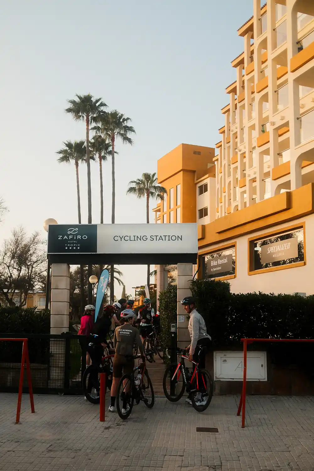 Cycling Station des Hotels Zafiro Alzinar Mar auf Mallorca