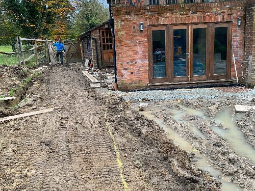 Large garden drainage - Cobham - image 10