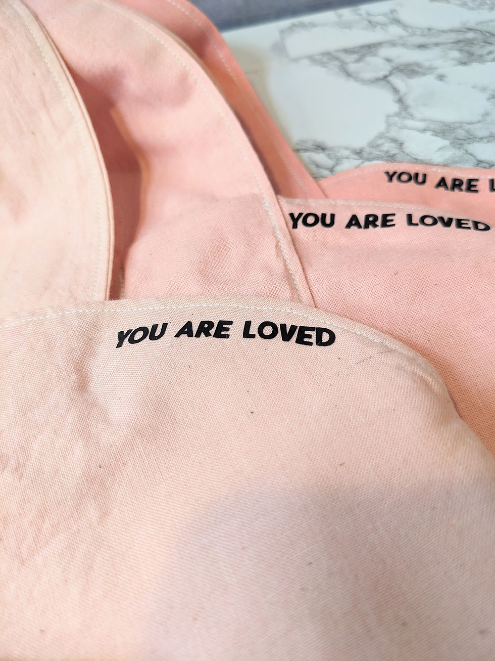 Thumbnail: Heart tote bag with pockets