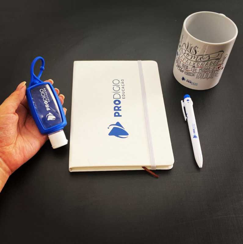 O Papel dos Personalizados em Eventos Corporativos e Feiras de Negócios