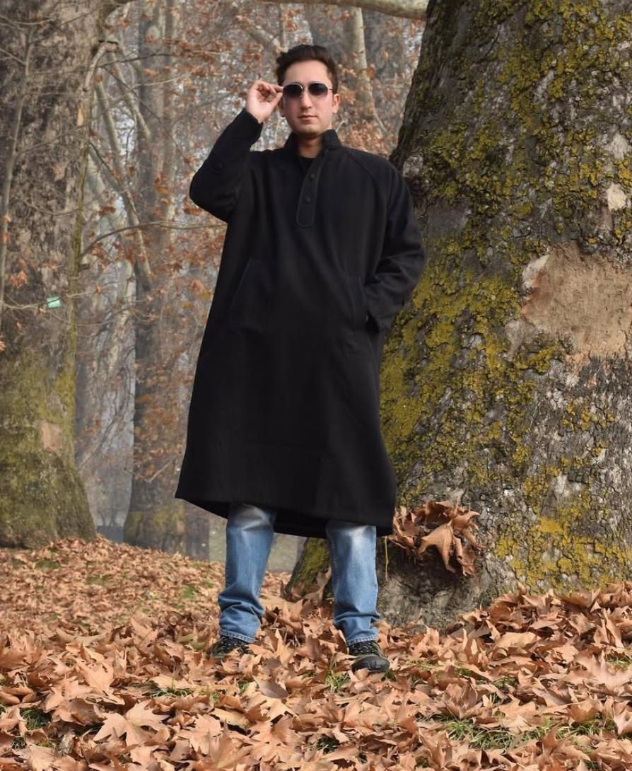 Thumbnail: Raglan Pheran