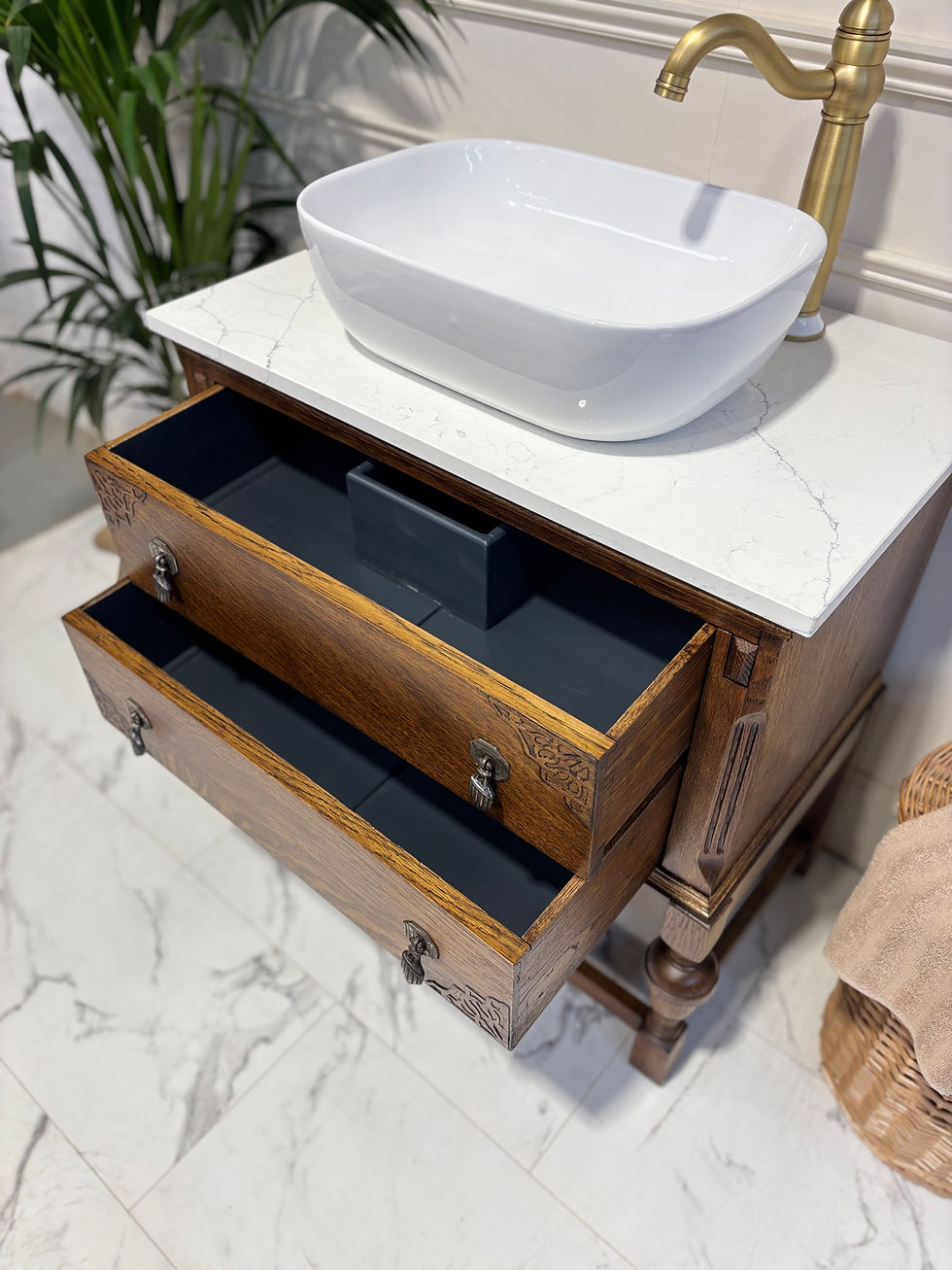 Thumbnail: Traditional Bathroom Vanity Unit - George II
