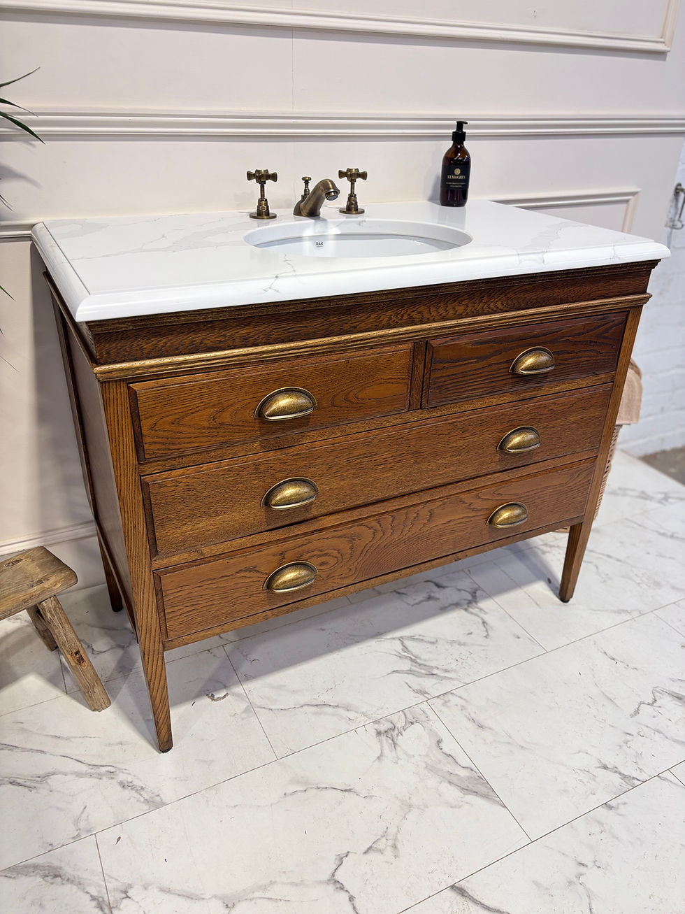 Thumbnail: Traditional Bathroom Vanity Unit - Edward VII