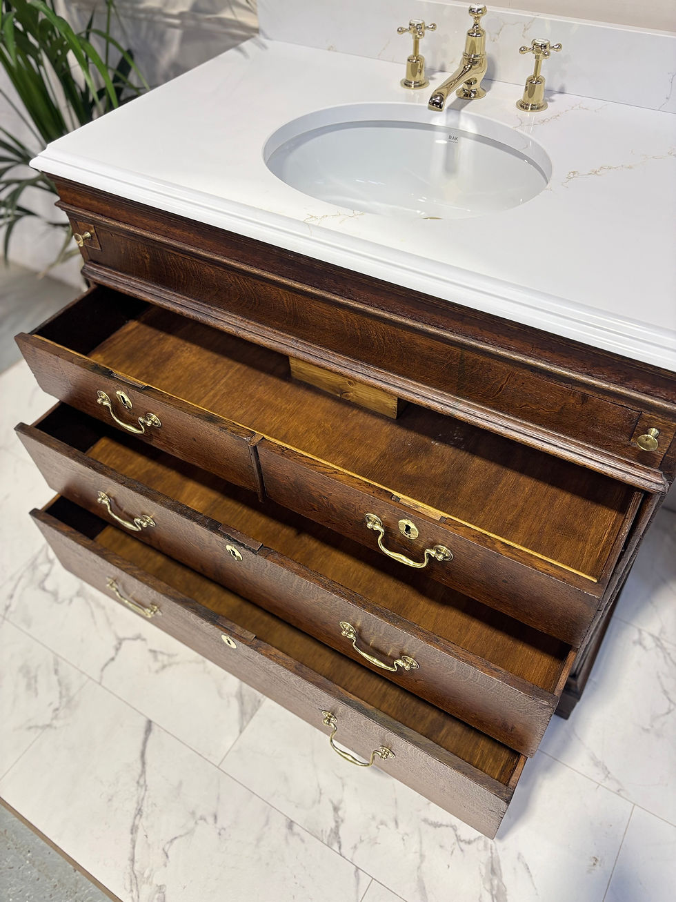Thumbnail: Traditional Bathroom Vanity Unit - George III