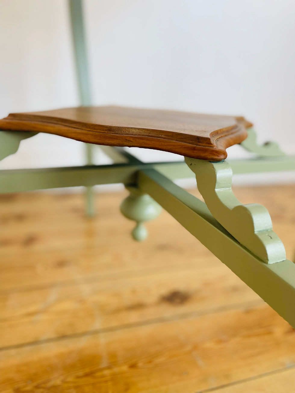 Thumbnail: Victorian Occasional Table