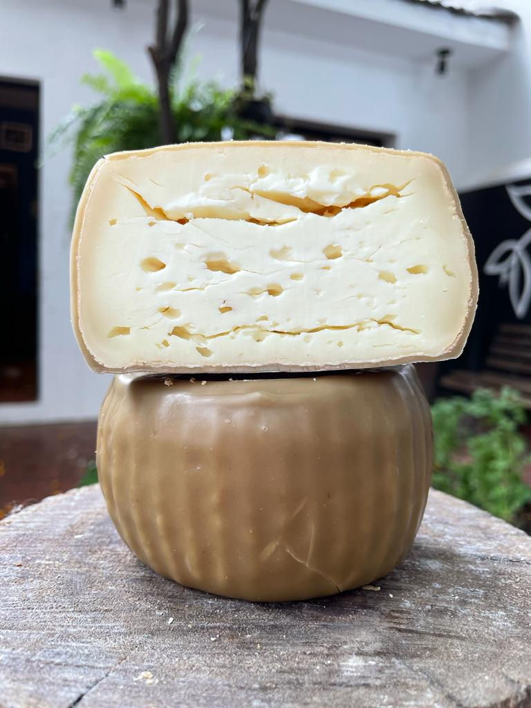AMBRÓSIO (BÚFALA)