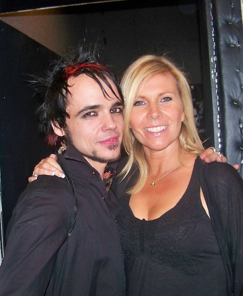 Lukas Rossi and Stacey Wells