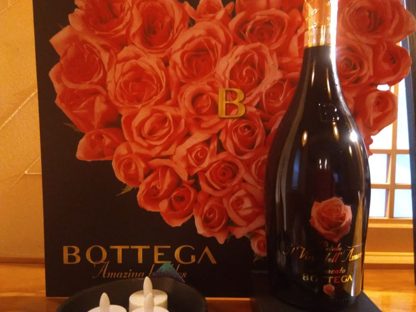 薔薇の香りがするスパークリングワイン限定入荷