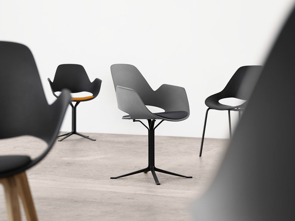 Miniature : Chaise Falk avec coussin - Houe