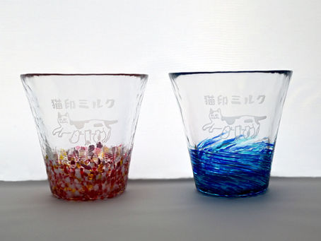 猫印ミルク×津軽びいどろ ペアグラス発売