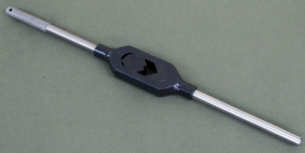 Heavy Duty Tap Holder for taps 6-18mm across square, solid steel