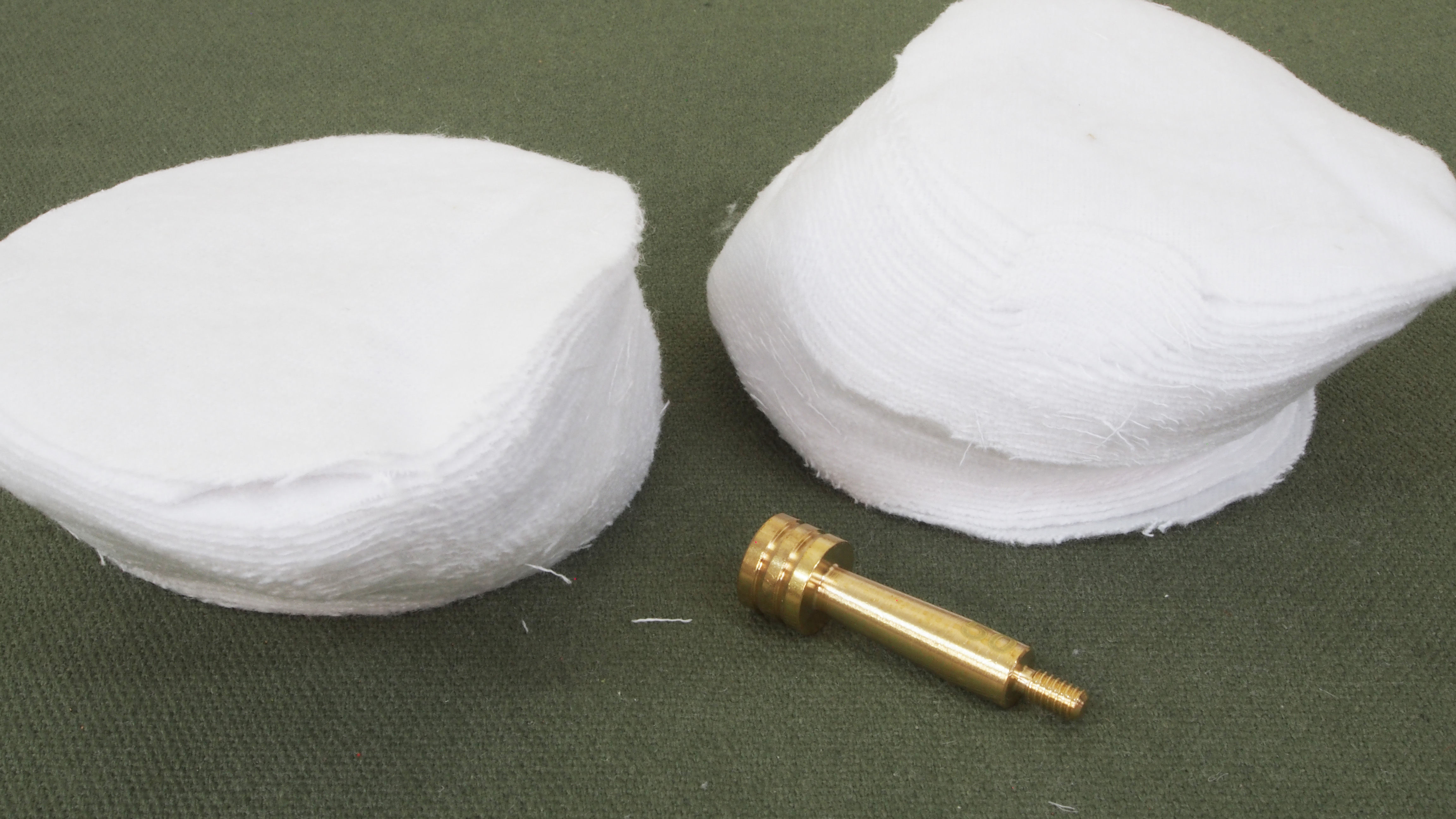 50 caliber Brass Jag and 100 x 3 inch patches. For rifle barrel cleaning.