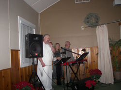 "California Shasta Lake Calvary Cha