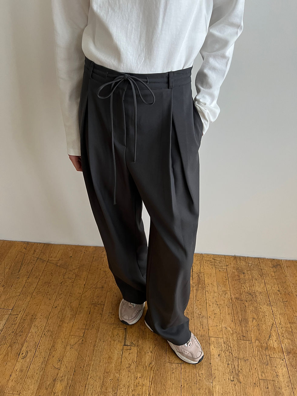 Thumbnail: Pleated Trousers (2colors)