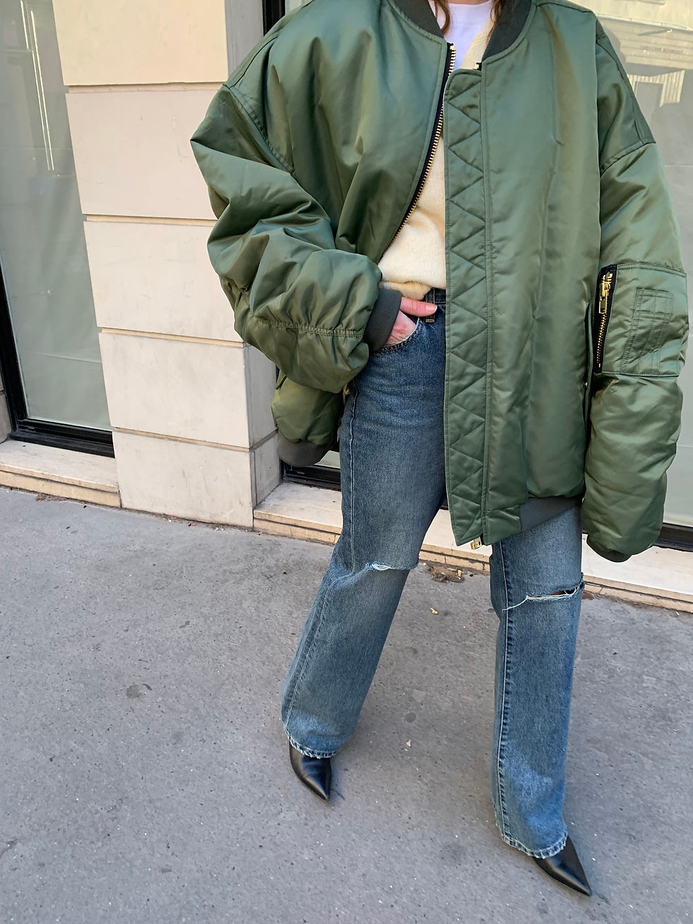 Thumbnail: Straight Ripped Jeans
