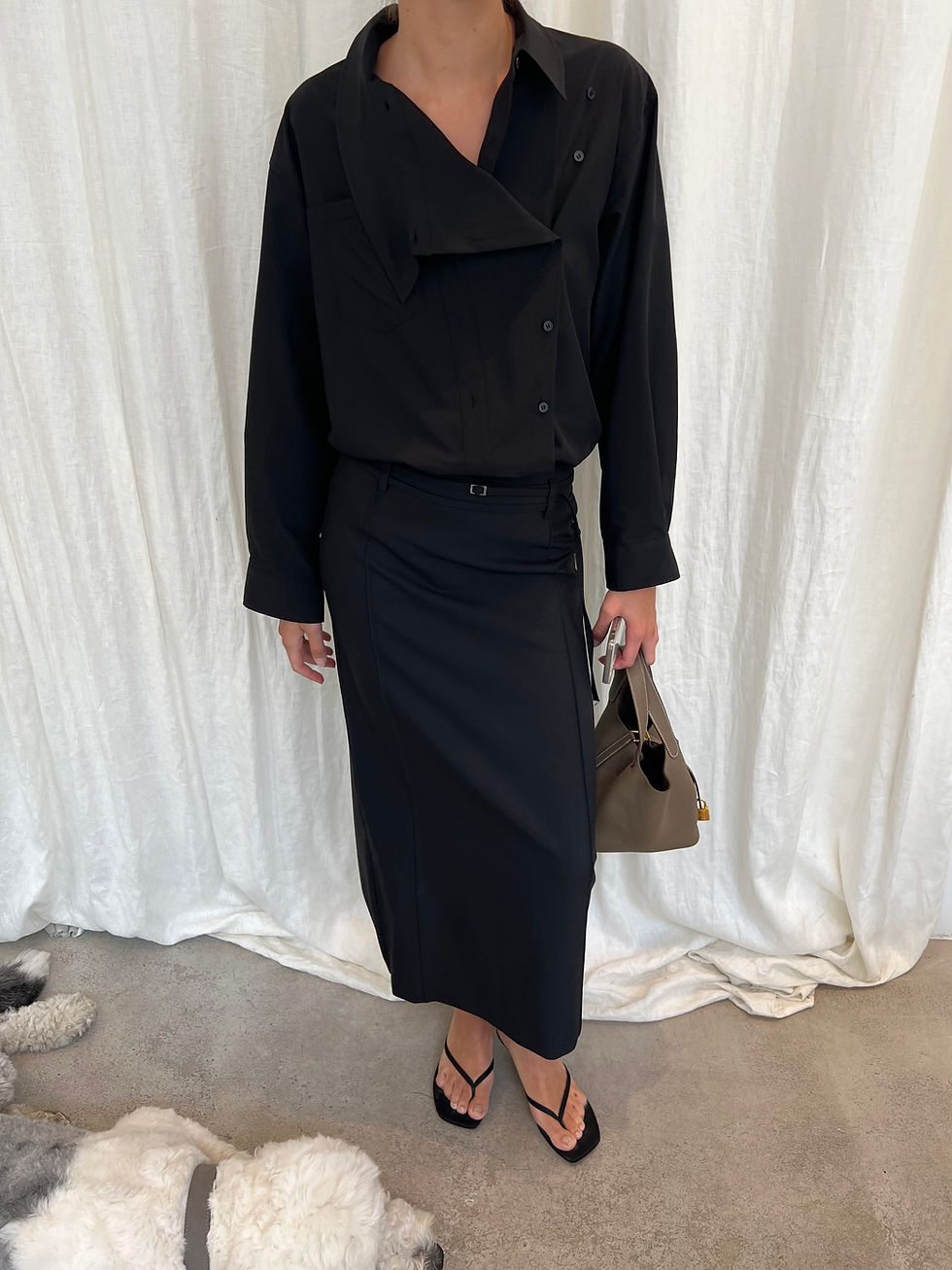 Thumbnail: Asymmetrical Collar Shirt (2colors)