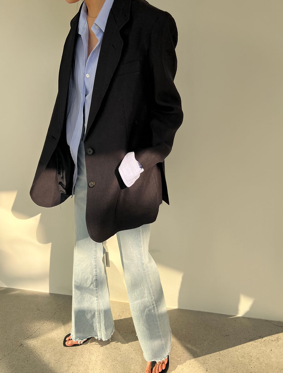 Thumbnail: Boxy Linen Blazer