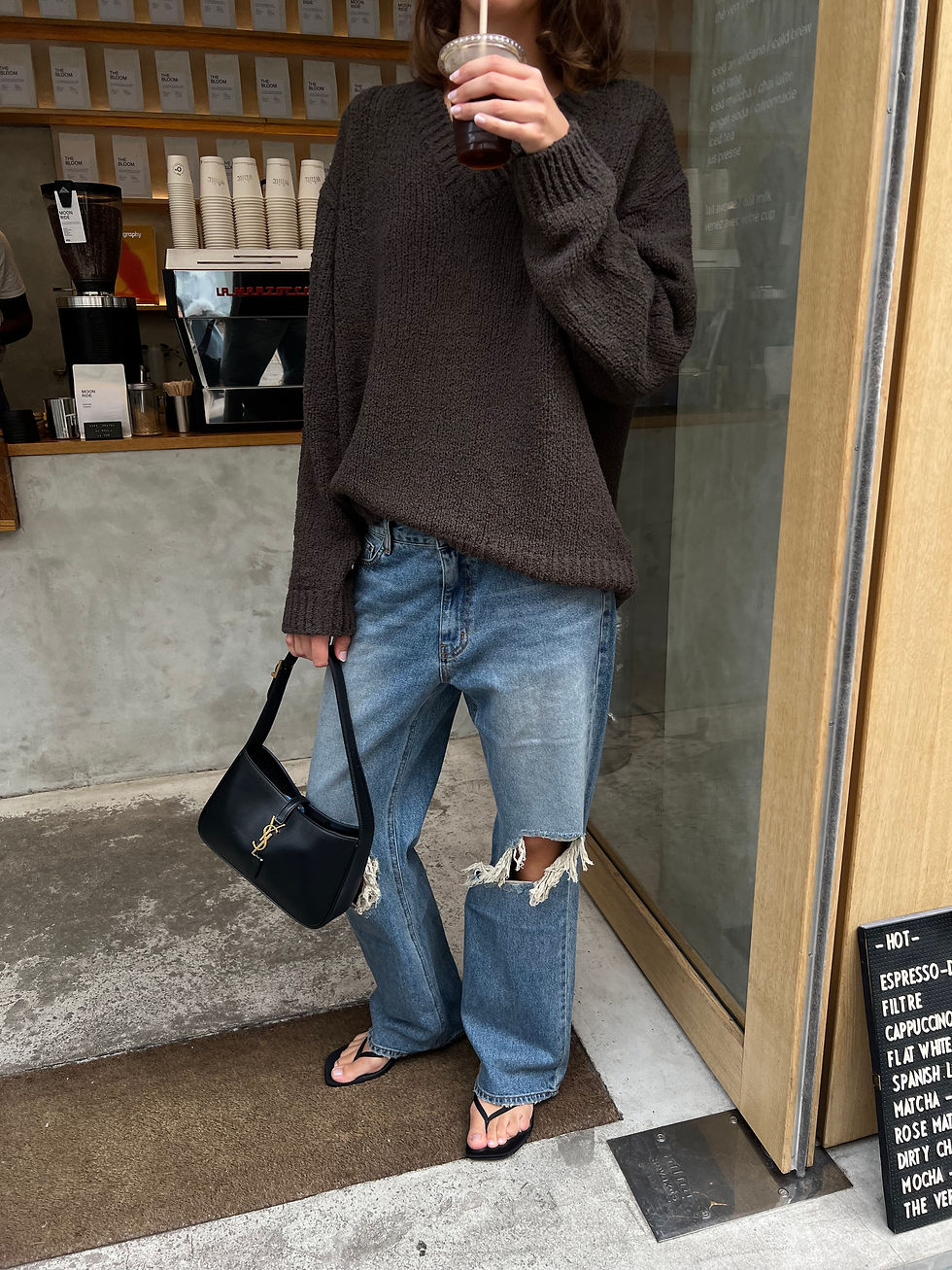 Thumbnail: Ripped Knee Jeans