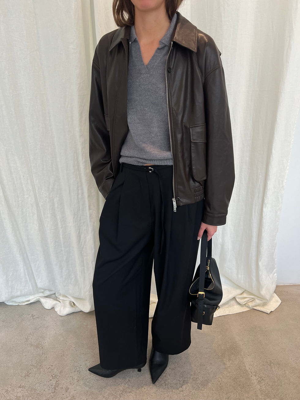 Thumbnail: Belted Relaxed Trousers (2colors)