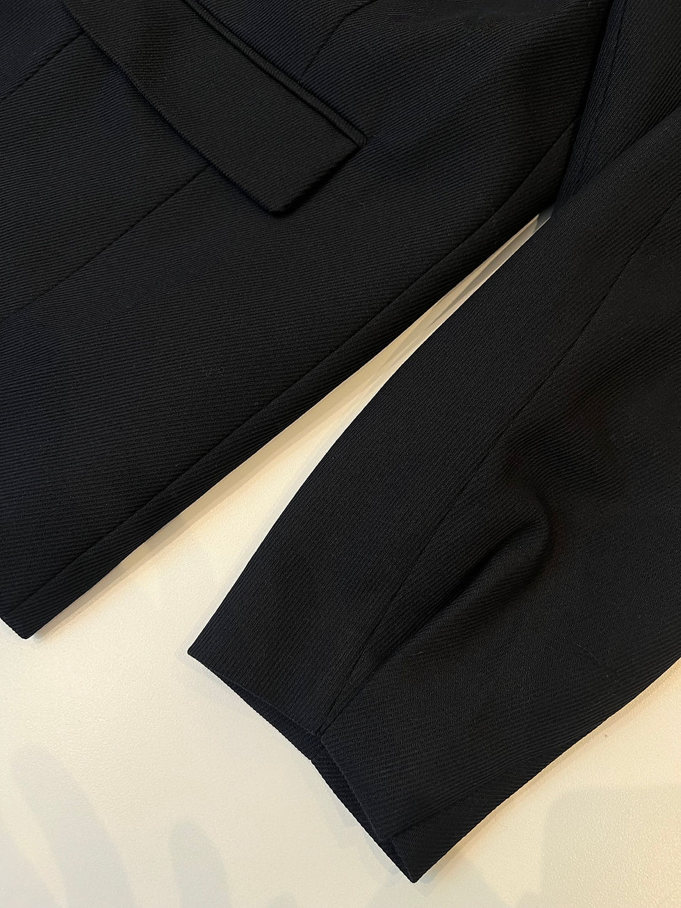 Thumbnail: Oversized Pintuck Cuff Blazer