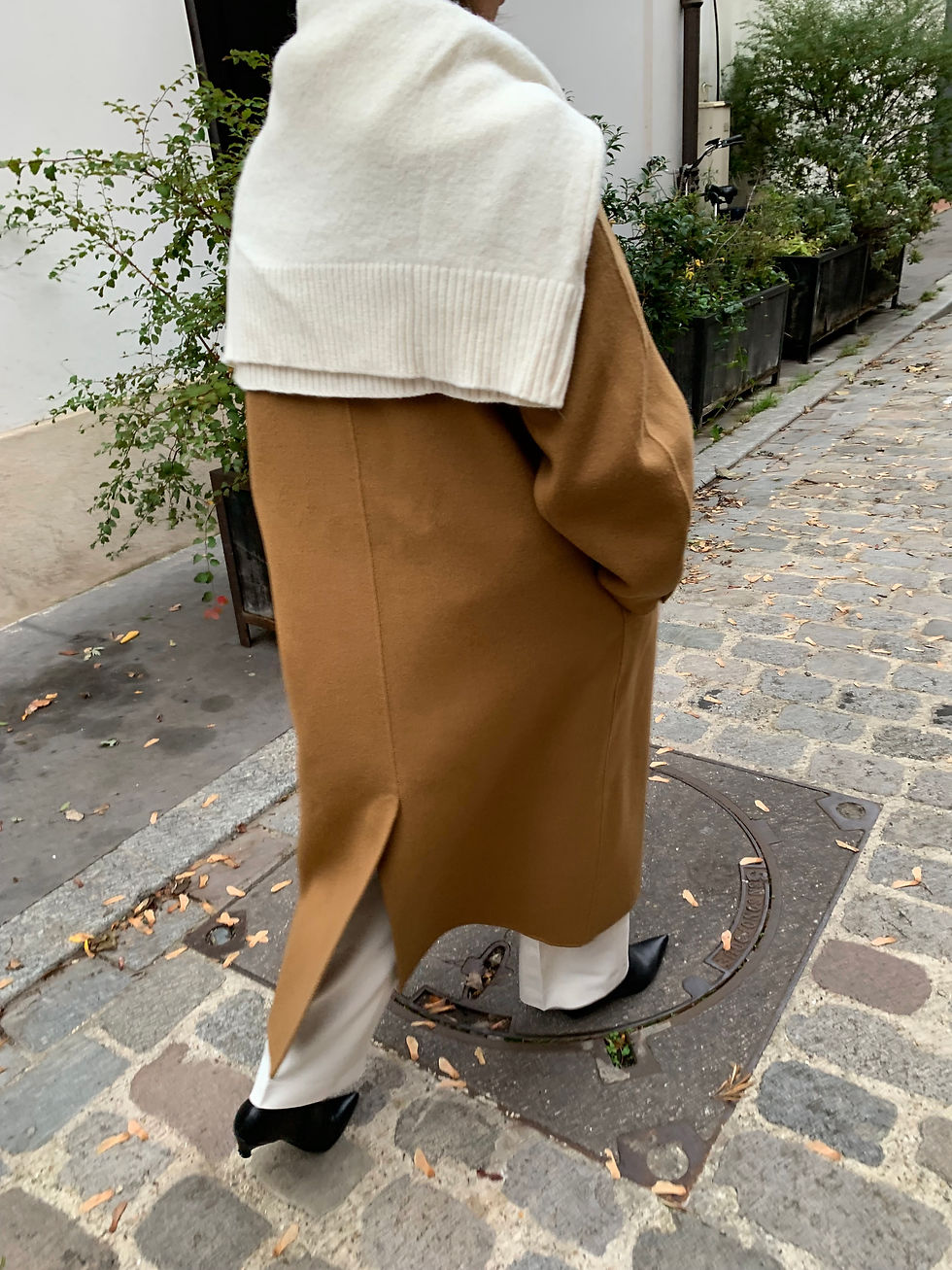 Thumbnail: Balloon Sleeve Wool Coat