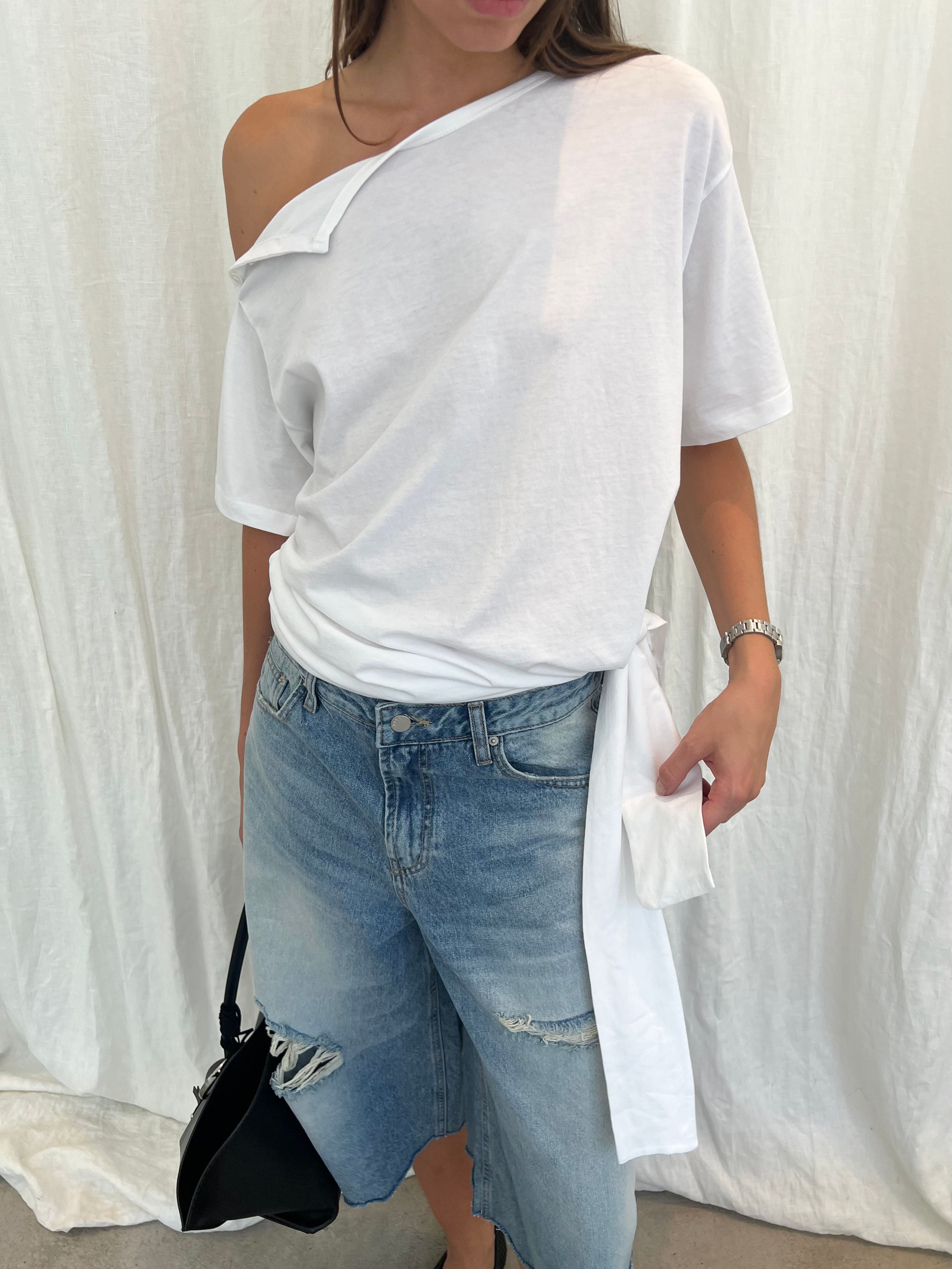 Tie Knot T-shirt