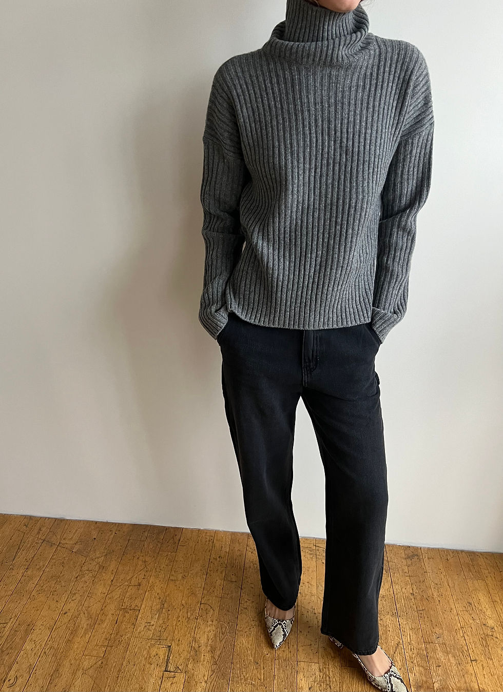 Thumbnail: Open Back High Neck Jumper (2colors)