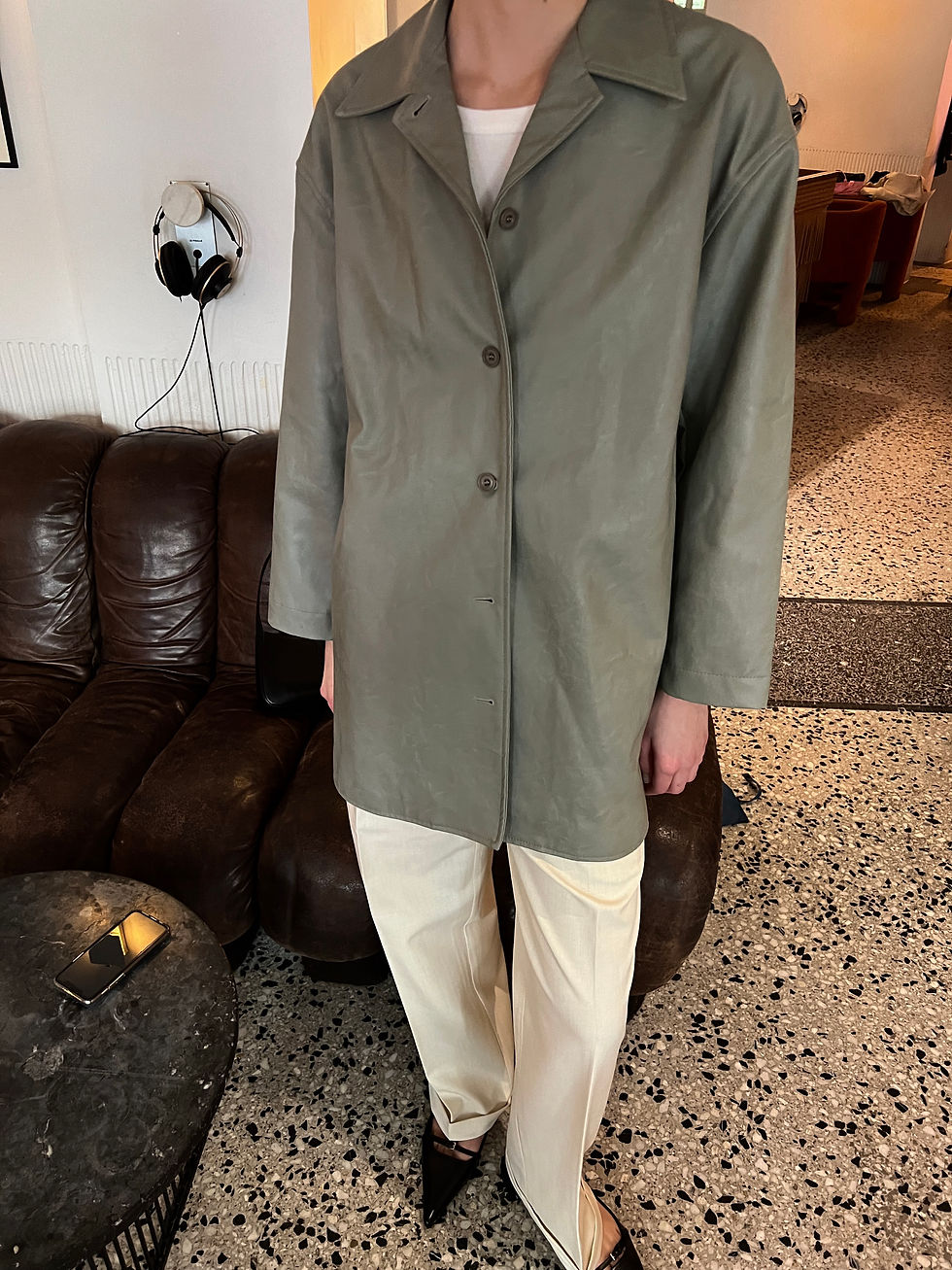 Thumbnail: Oversized Faux Leather Jacket (2colors)