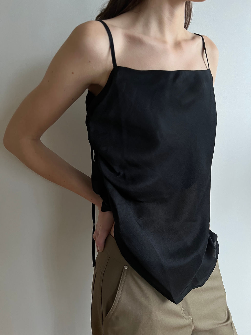 Thumbnail: Neu Camisole Top (2colors)