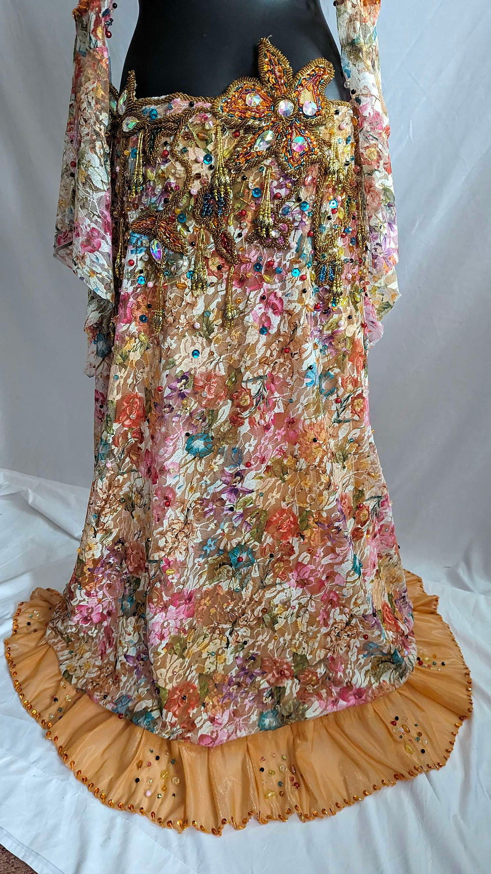 Thumbnail: Madame Nusa Golden Flora Goddess UK 12
